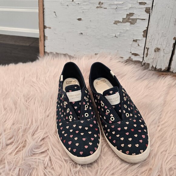 Kate spade shoes ♠️ Lips 💋 - Picture 1 of 2